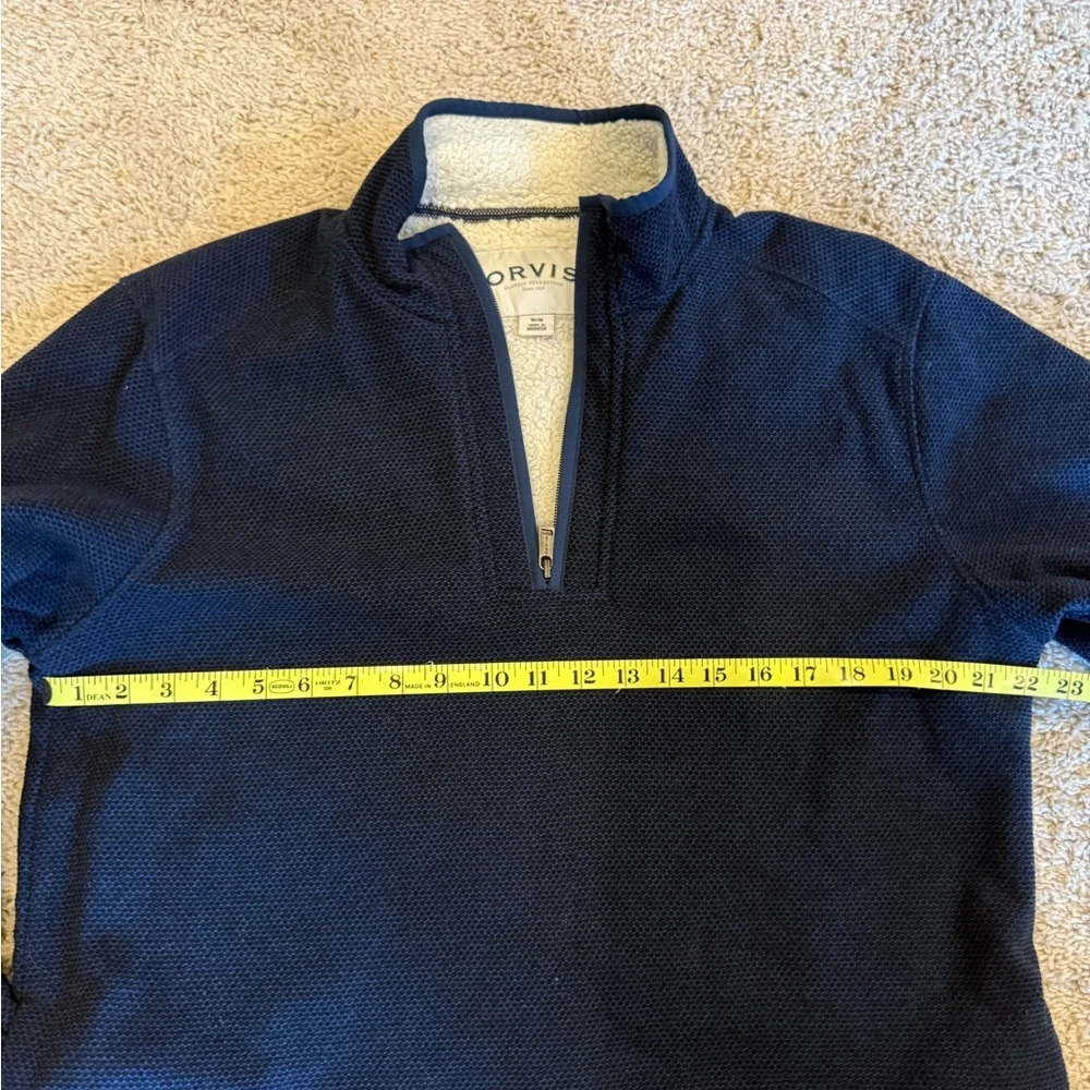Orvis Men's Navy 1/4 zip sweater SZ M. Fleece lined. Excellent condition